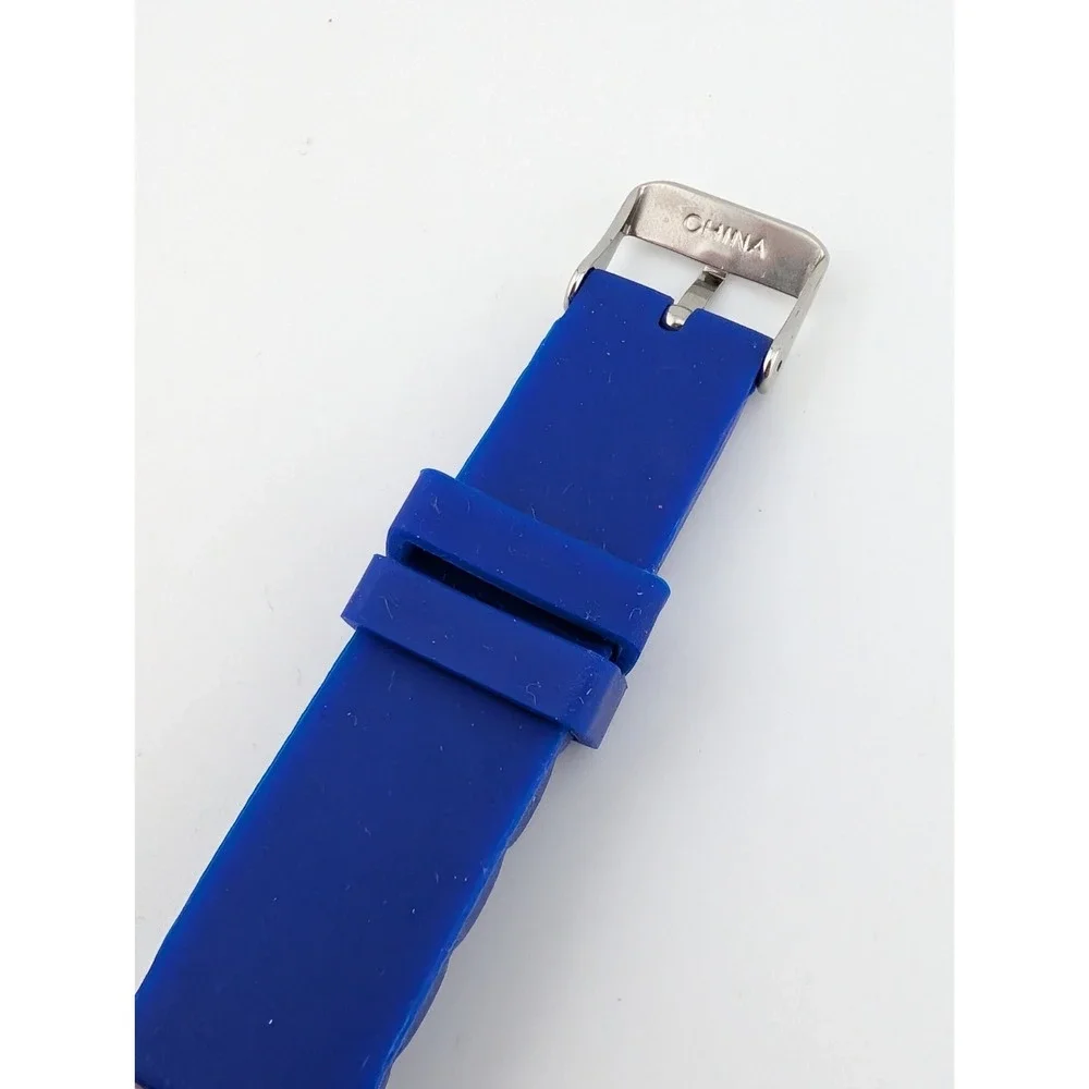 Kim‎ Rogers Watch Round 39mm Pave Rhinestone Blue Silicone Band- New Battery